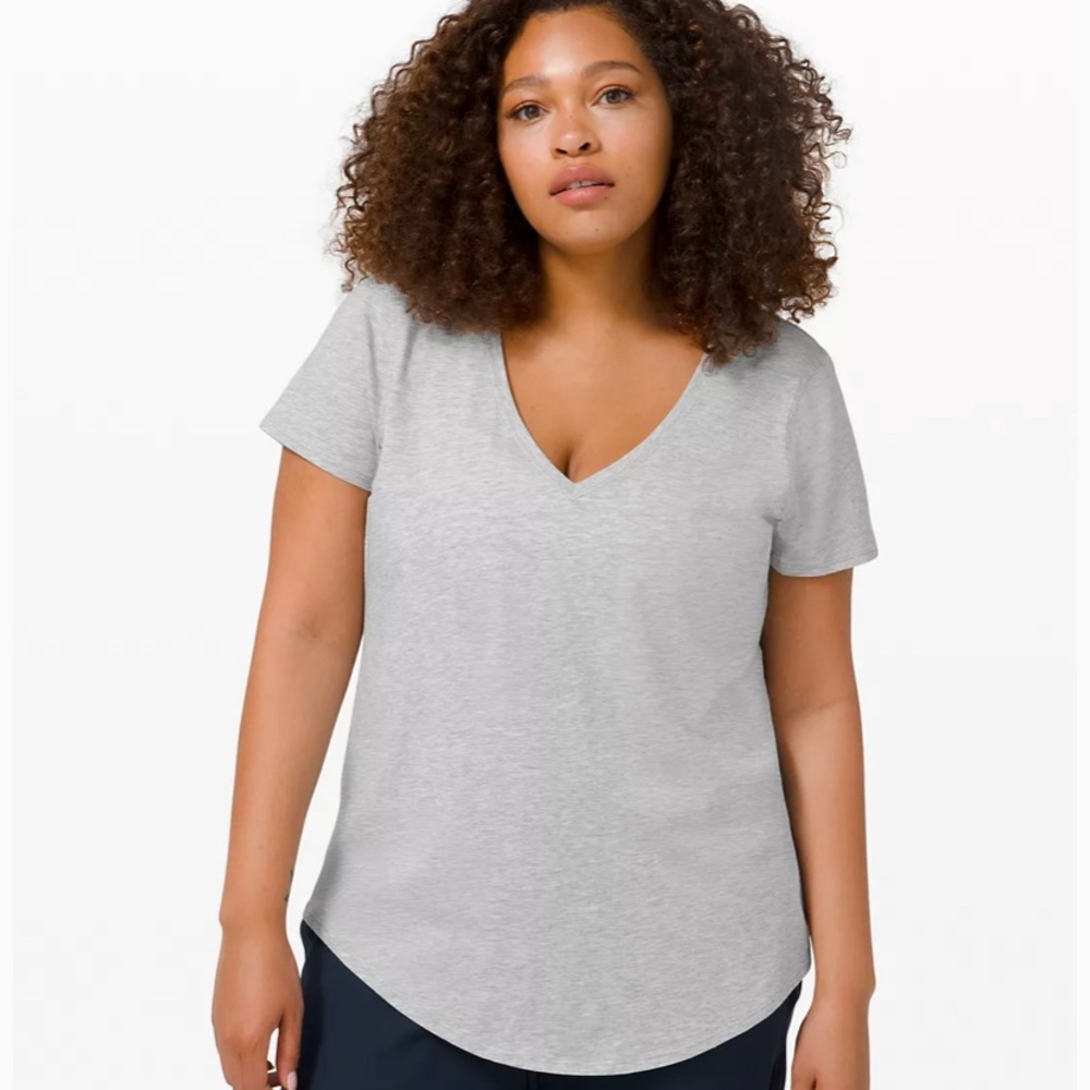 NEW lululemon Love V tee
